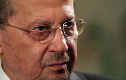 العماد عون : سنضع كل ثقلنا لاحالة سلسلة الرتب والرواتب الى المجلس النيابي