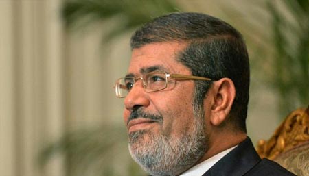مرسي: لن نسمح لأحد بالتدخّل في شؤوننا الداخلية
