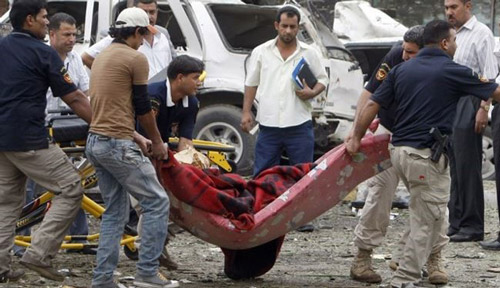 سلسلة تفجيرات تهز العراق وتوقع 74شخصاً بين قتيل وجريح