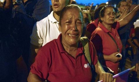 العالم ينعي تشافيز وتشييع جثمانه الجمعة