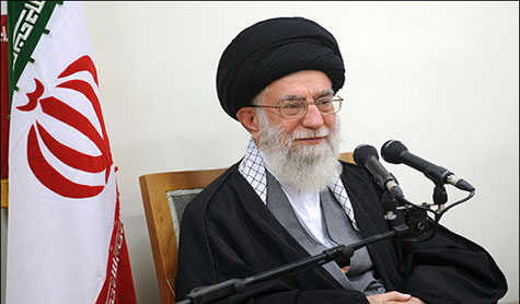  الامام الخامنئي: المبادئ الاسلامية أساسا للنموذج الاسلامي الايراني للتطور