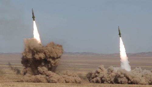 ايران تبدأ مناورات ثامن الحجج (ع) الصاروخية