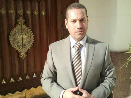 تقلبات سياسية في مصر و&rsquo;الفرصة الأخيرة&rsquo; تحاصر مرسي