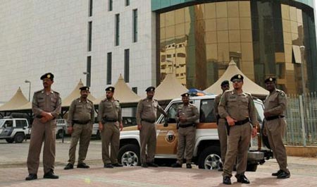 السعودية حاملة لواء الربيع العربي تضيق ذرعاً بمعارضيها