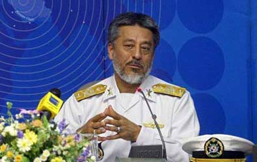 الاميرال سياري: الاسطول البحري الايراني اجتاز خط الاستواء