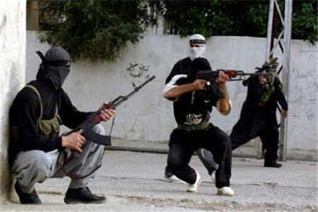 مئات الأوروبيين يشاركون بالقتال في سوريا