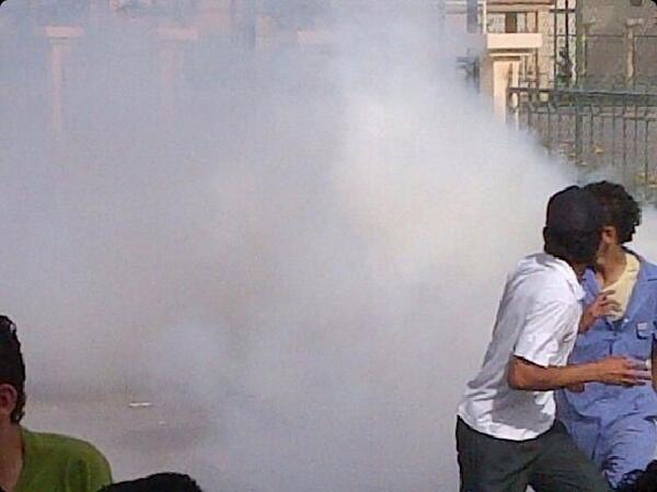 قوات الأمن البحرينية تروع طلاب مدرسة جنوب المنامة