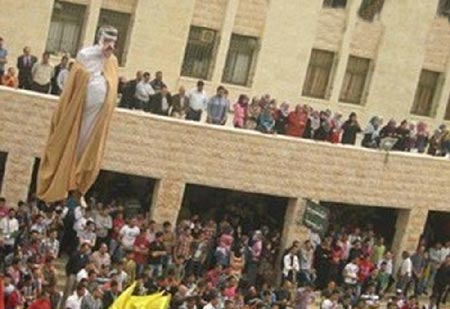 &rsquo;شبيبة&rsquo; فتح يحكمون بالإعدام على أمير قطر 