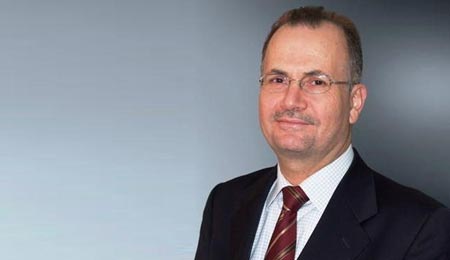 فلسطين: عباس بصدد تكليف محمد مصطفى بتشكيل حكومة

