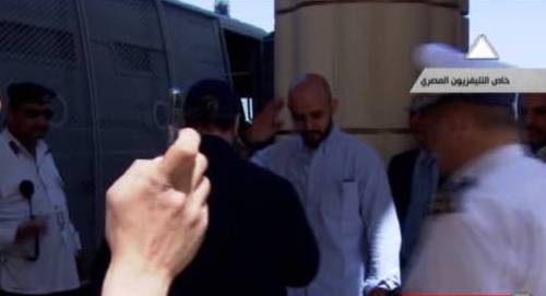 تنحي قاضي إعادة محاكمة الرئيس المصري المخلوع