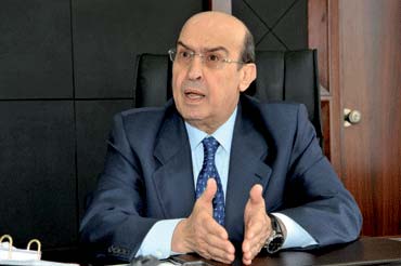الخوري: رئيس الجمهورية حريص على تطبيق الدستور