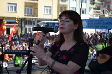 مهرجان شعبي في أنطاكية تضامناً مع سورية في وجه المؤامرات