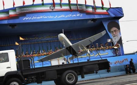 عروض عسكرية في یوم جیش الجمهورية الاسلامية