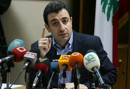التأليف يراوح مكانه والقانون الانتخابي في حلقة مفرغة