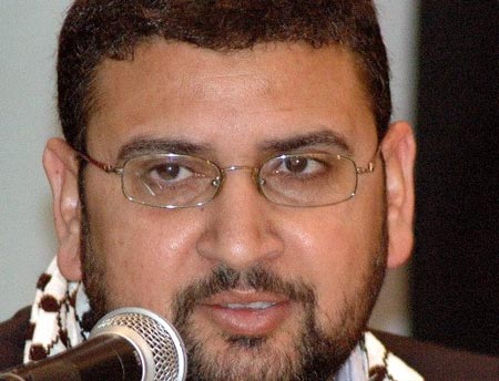 فلسطين: عباس بصدد تكليف محمد مصطفى بتشكيل حكومة

