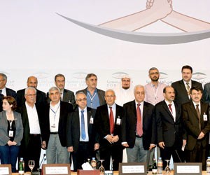 معارضون سوريون: &rsquo;الائتلاف السوري&rsquo; فشل وقد يتحول الى سرطان