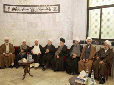 علماء في لبنان يدينون الاعتداء على آية الله قاسم