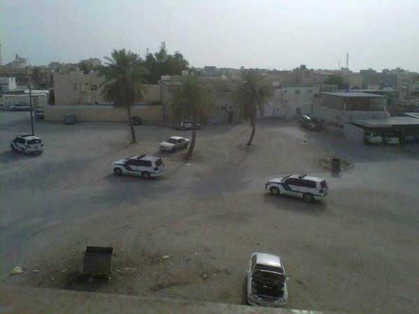 قوات الأمن البحرينية تلاحق المواطنين في الدراز