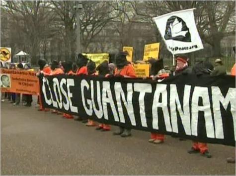 900 ألف دولار تكلفة كل سجين في غوانتانامو