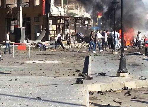 شهداء وجرحى في انفجار سيارة مفخخة بحمص.. ومجزرة ترتكبها المجموعات المسلحة في الدوير