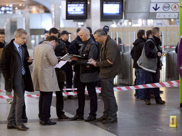 اعتقال المنفذ المفترض للهجوم على جندي فرنسي في غرب باريس