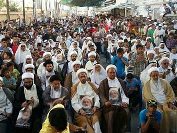 احتجاجات متواصلة تنديداً باقتحام منزل الشيخ قاسم