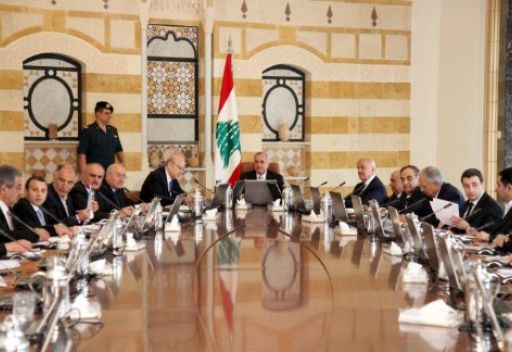 سباق محموم بين التمديد واجراء الانتخابات