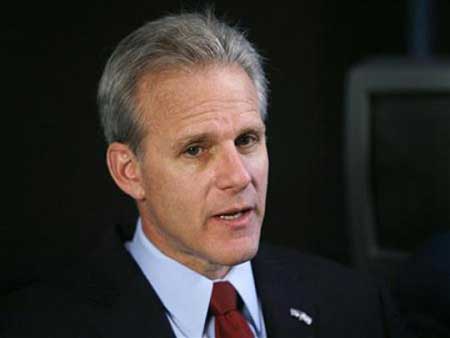 السفير الصهيوني في واشنطن: لن نسمح بوصول سلاح استراتيجي لحزب الله
