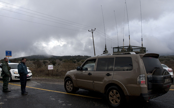 الجيش السوري يدمر آلية إسرائيلية بمن فيها