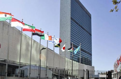 أكثر من 60 دولة توقع معاهدة حول تجارة الاسلحة