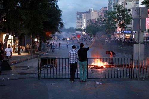 تركيا تنتفض على أردوغان  ودعوات إلى مسيرات جديدة 