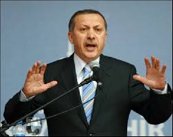 اردوغان يتوعد المتظاهرين في ميدان تقسيم أردوغان يتوعد المتظاهرين باخلائهم من الميدان