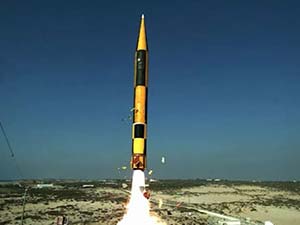 &rsquo;هآرتس&rsquo;: &rsquo;إسرائيل&rsquo; تسرع من تطوير منظومة &rsquo;حيتس 3&rsquo; استعداداً للتهديد النووي