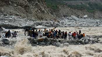 ألف قتيل نتيجة الفيضانات في الهند