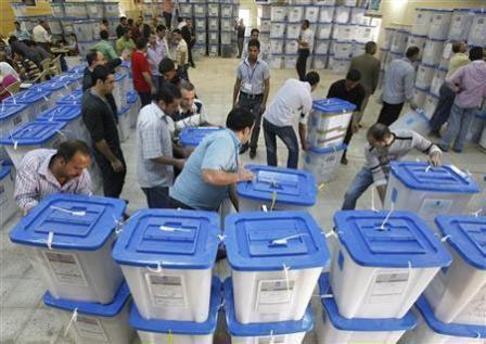 العراق.. نينوى والأنبار تقترعان على وقع التهديدات الأمنية

