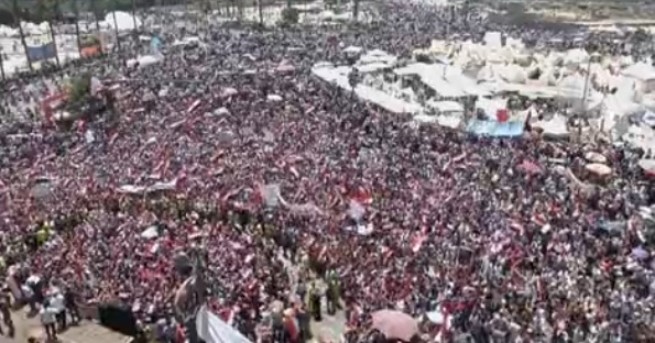 ميادين مصر تنتزع شرعية مرسي