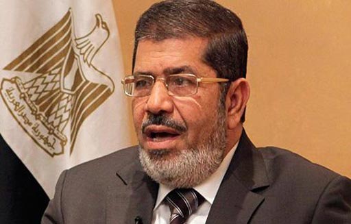 ميادين مصر تنتزع شرعية مرسي