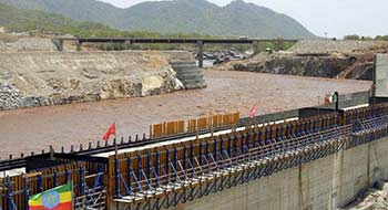 سجال بين مصر وأثيوبيا على خلفية بناء سد &rsquo;النهضة&rsquo; 