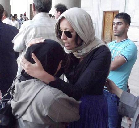 امهات المسلحين التونسيات في سورية اعتذرن لأسر شهداء سوريا وطالبن بالعفو عن أبنائهن