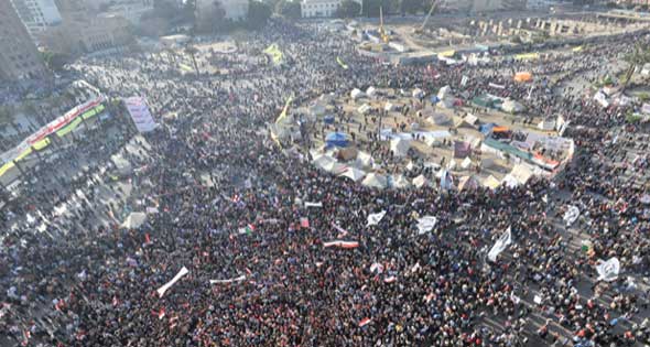 تظاهرات متبادلة على مسافة يومين من &rsquo;30 يونيو&rsquo;