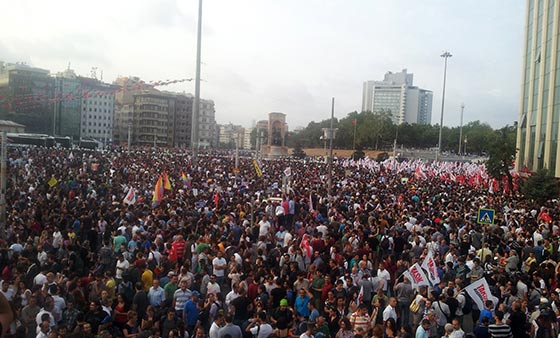 تجدد التظاهرات في انقرة واسطنبول 