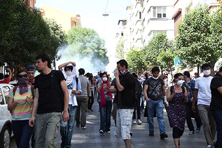 متظاهرو تركيا: لا تراجع