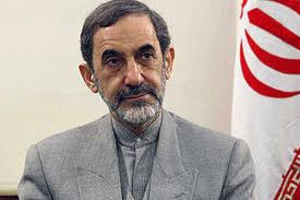 ولايتي يؤكد على حق إيران بالطاقة النووية السلمية