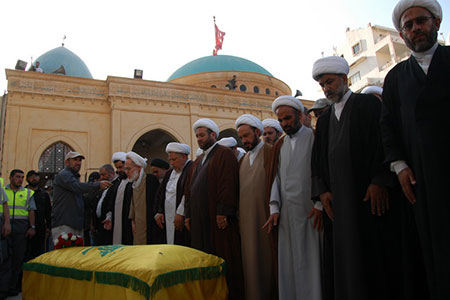 حزب الله وأهالي مدينة النبطية شيعوا الشهيد أحمد سلوم 