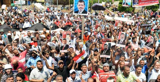 مواجهات بين أنصار مرسي والجيش المصري