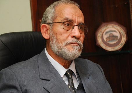 اتهام مرسي بالتخابر والقتل وخطف جنود


