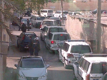 الوفاق: دهم أكثر من 22 منزلاً بحرينياً في الدراز