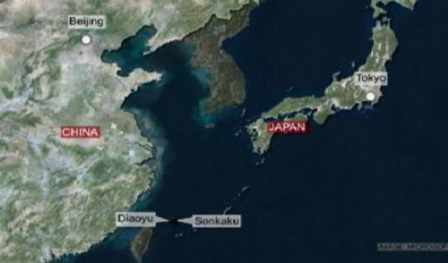خفر سواحل صينيون في المياه الاقليمية للجزر اليابان