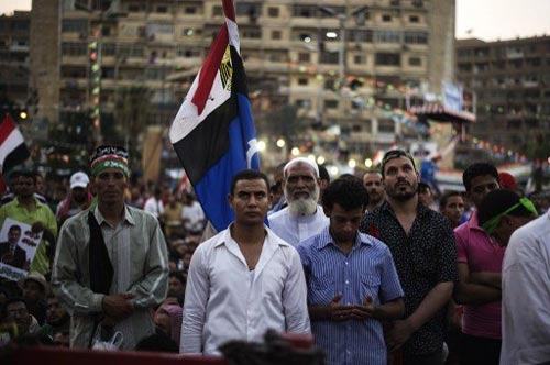 مؤيدو مرسي يستعدون لـ &rsquo;مليونية الاصرار&rsquo; 