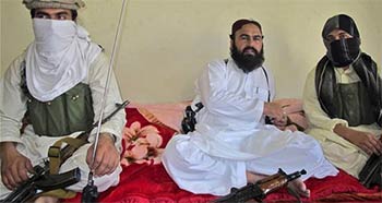 ولي الله محسود الذي اغتالته طائرة اميركية من دون طيار محادثات الحكومة الباكستانية مع طالبان: عود على بدء